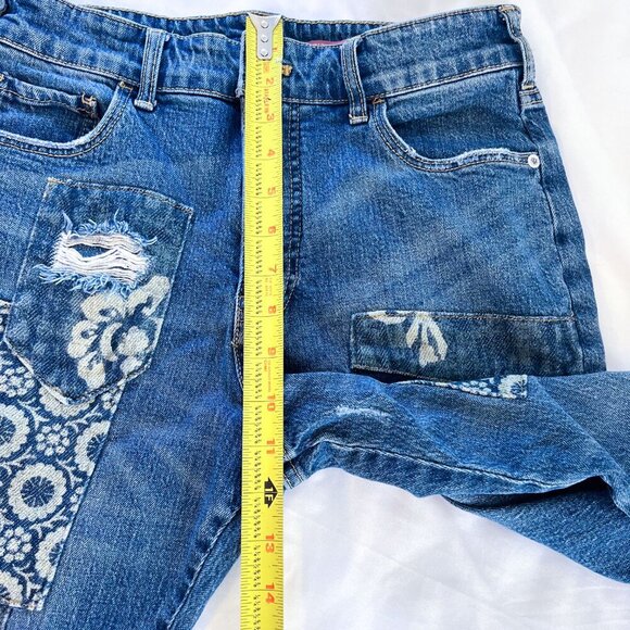EUC Anthropologie Pilcro Borrowed Boyfriend Patchwork Jeans - Picture 10 of 14